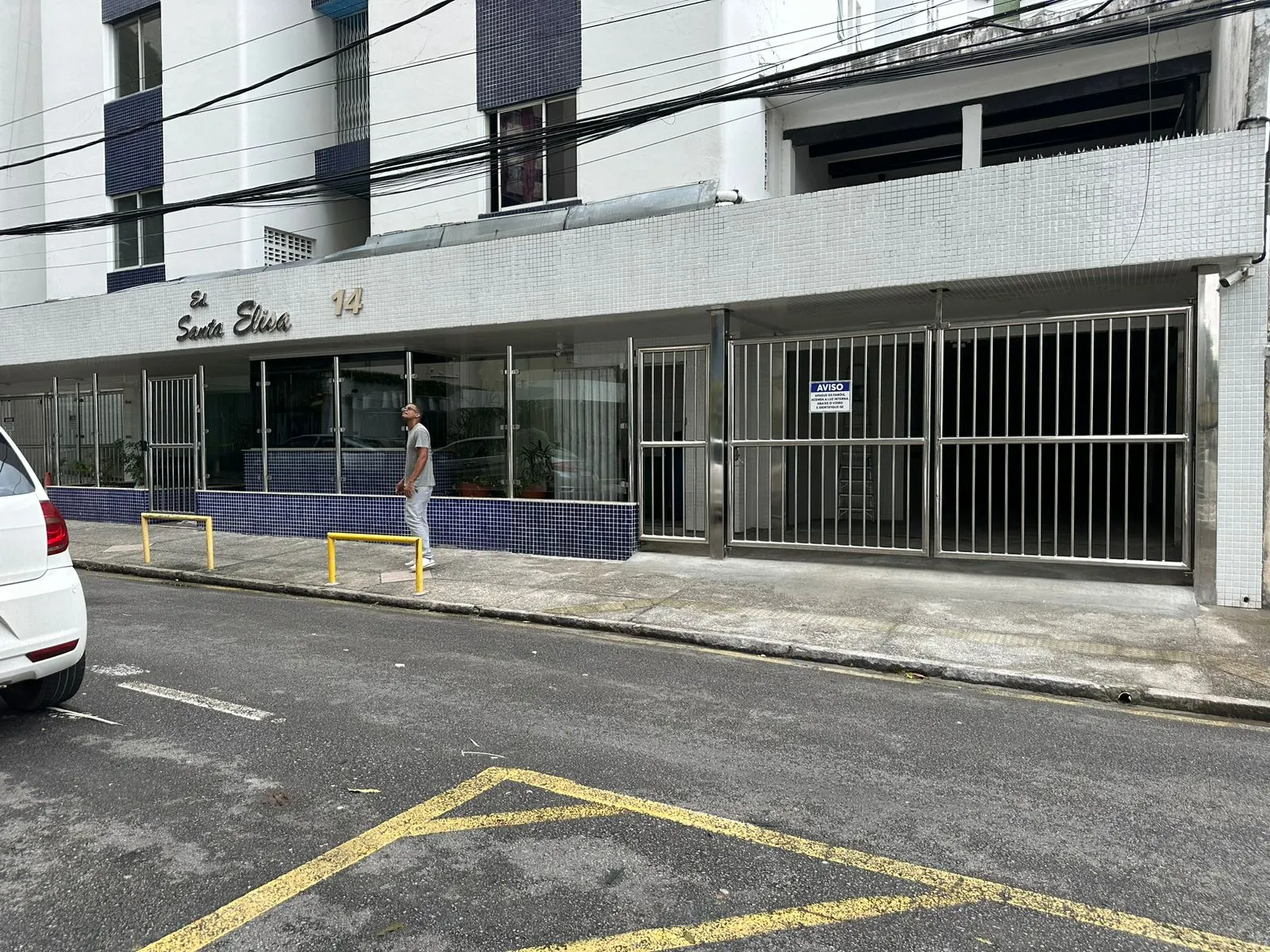 Janela de alumínio com vidro em Salvador